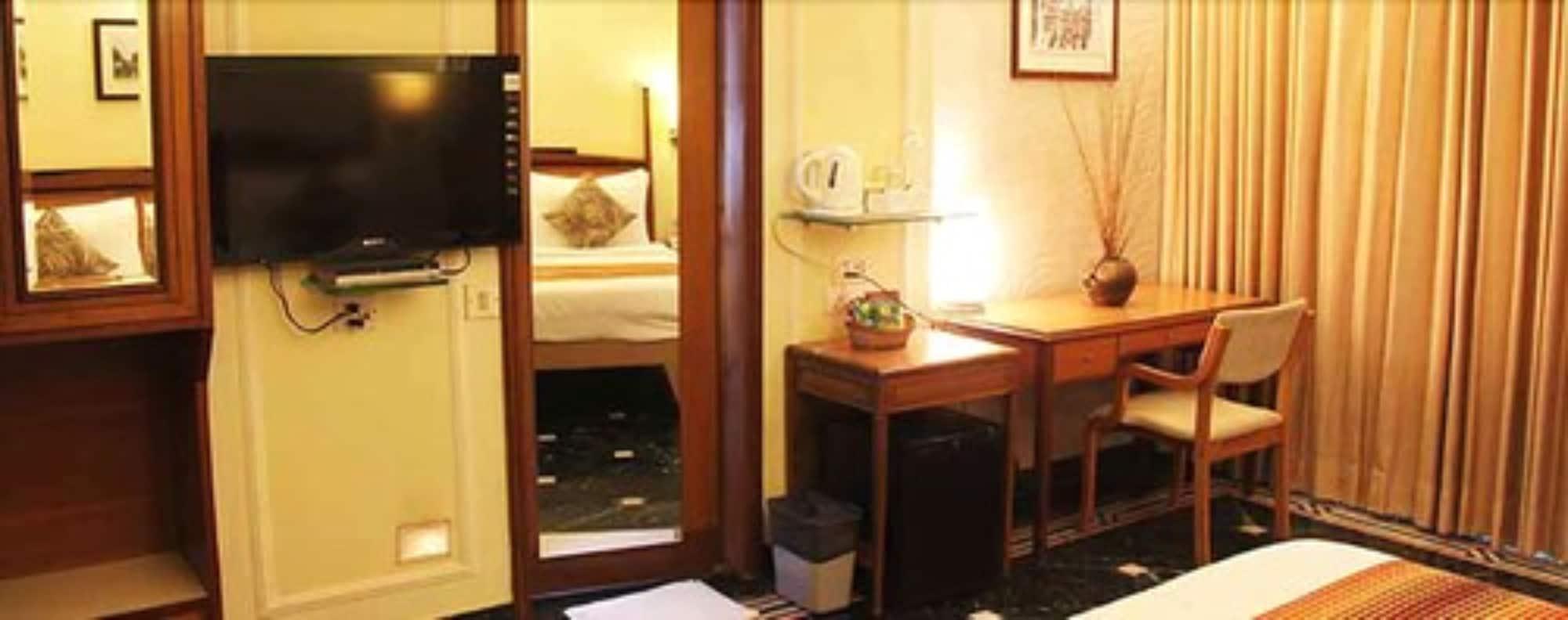 Hiltop Hotel Βομβάη Εξωτερικό φωτογραφία