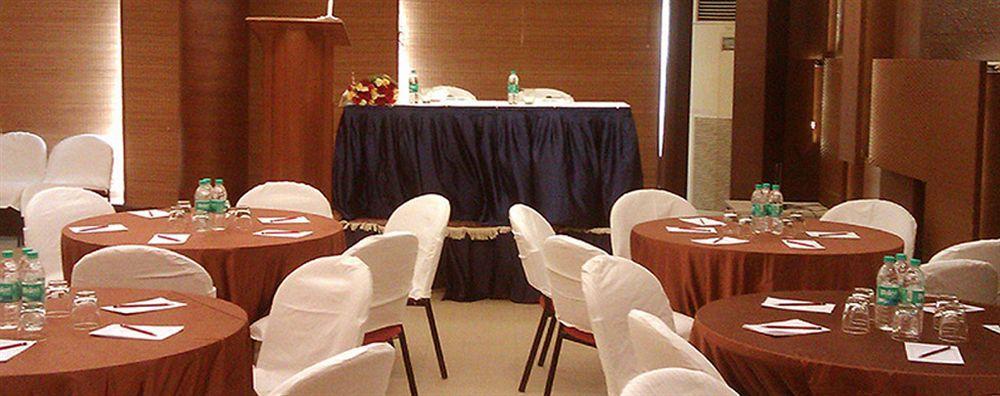 Hiltop Hotel Βομβάη Εξωτερικό φωτογραφία